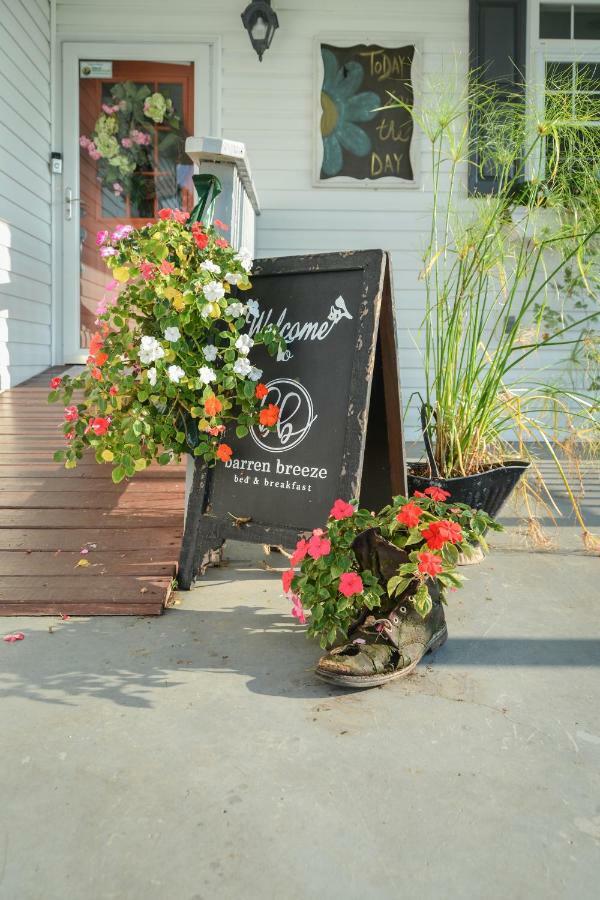 Barren Breeze Bed And Breakfast Lucas Exterior foto